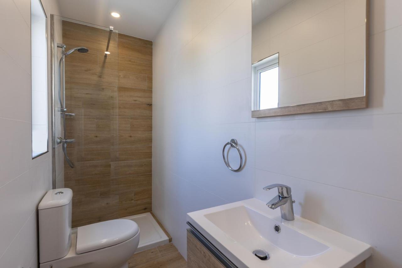 Unique Penthouse With Private Heated Jacuzzi, Close To Restaurants And Night Life Is-Swieqi Εξωτερικό φωτογραφία